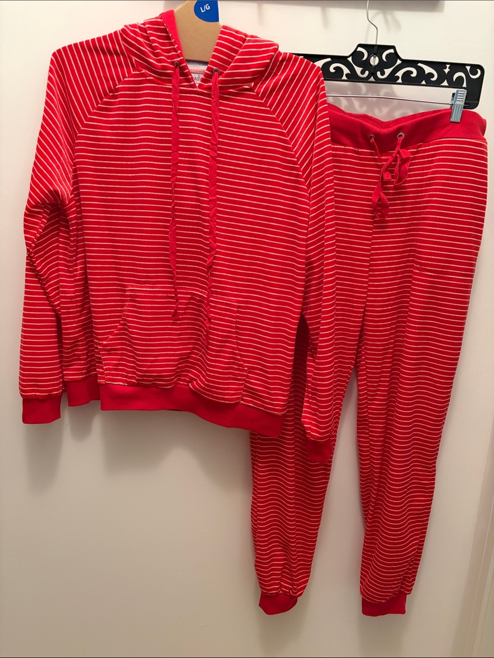 Vera Bradley Velour Pajama/Lounge Set in Snow Stripe Polar Pattern